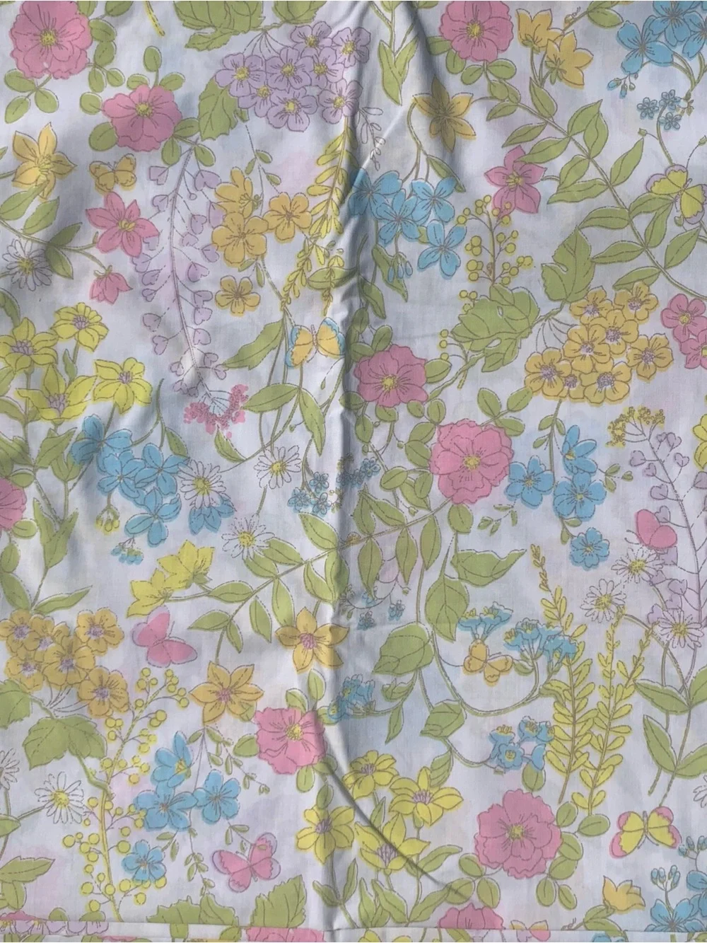 Vintage Pacific pastel floral butterfly pattern king bedsheet 108x110”